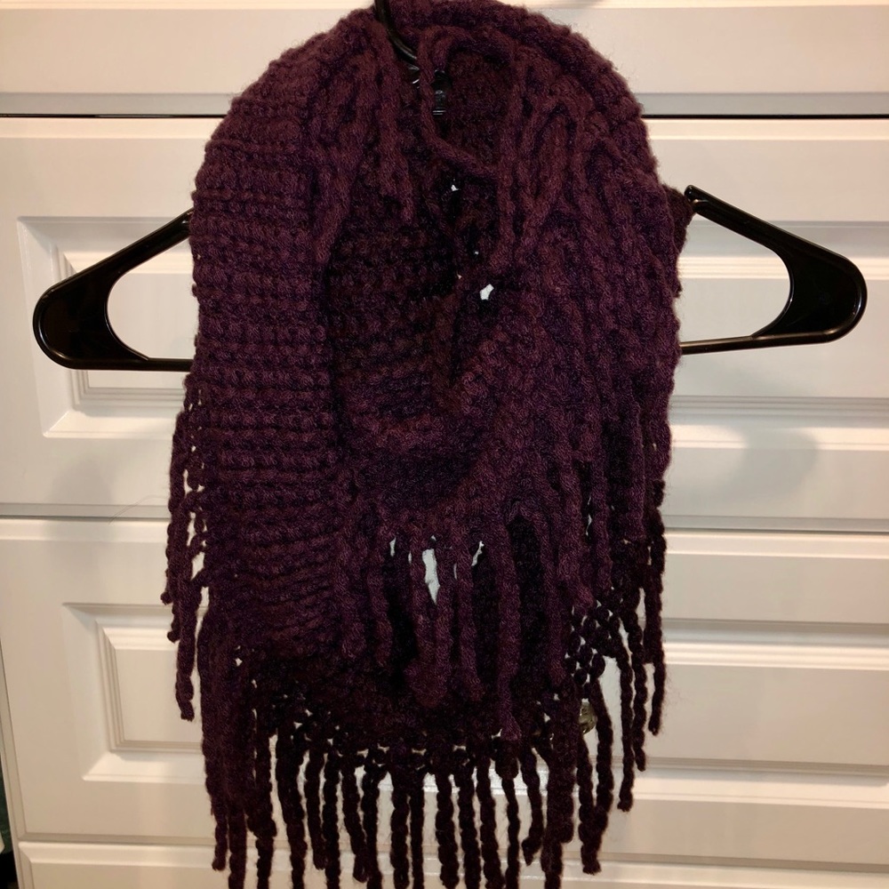 Eggplant Purple Knit Scarf With Fringe